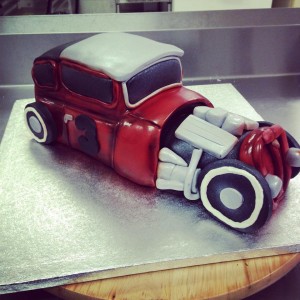 car cake